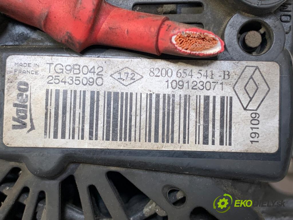 RENAULT CLIO III liftback 2009 74 kW 1.2 16V (BR0P, CR0P) 1149 Alternátor 8200654541B (Alternátor)