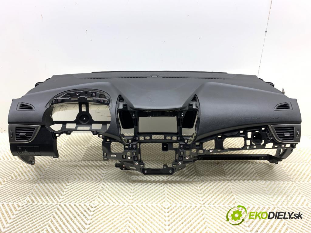 HYUNDAI i30 liftback 2013 88 kW 1.6 1591 Palubná doska silentbloku pasy