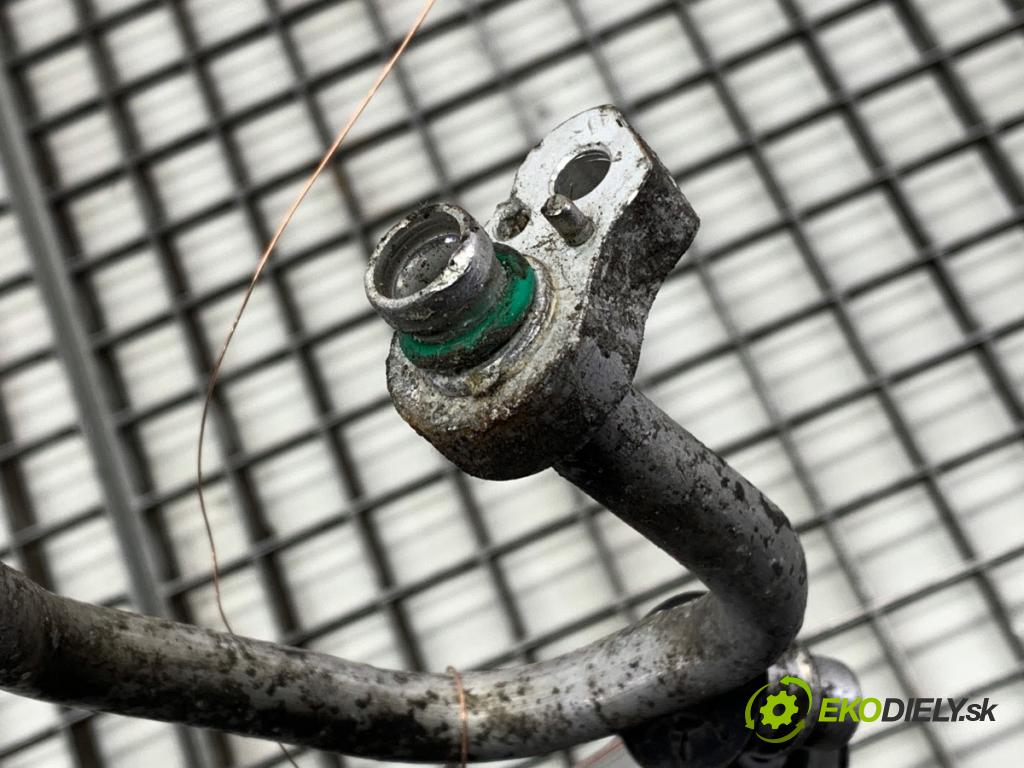 HYUNDAI i30 (GD) 2011 - 2022    1.6 88 kW [120 KM] benzyna 2012 - 2016  rúrka klimatizácie 97762-A6051 (Rúrka klimatizácie)