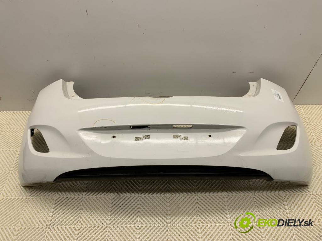 HYUNDAI i30 liftback 2013 88 kW 1.6 1591 nárazník zadní část  (Ostatné)