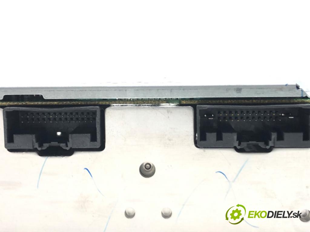 FORD ECOSPORT SUV 2015 92 kW 1.0 EcoBoost 998 RADIO DN15-18C815-PG (Audio zariadenie)