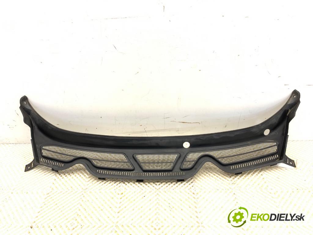 FORD ECOSPORT 2011 - 2022    1.0 EcoBoost 92 kW [125 KM] benzyna 2013 - 2022  Torpédo, plast pod čelné okno CN15A02216 (Torpédo (plast pod čelným sklom))