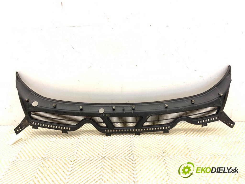 FORD ECOSPORT 2011 - 2022    1.0 EcoBoost 92 kW [125 KM] benzyna 2013 - 2022  Torpédo, plast pod čelné okno CN15A02216 (Torpédo (plast pod čelným sklom))