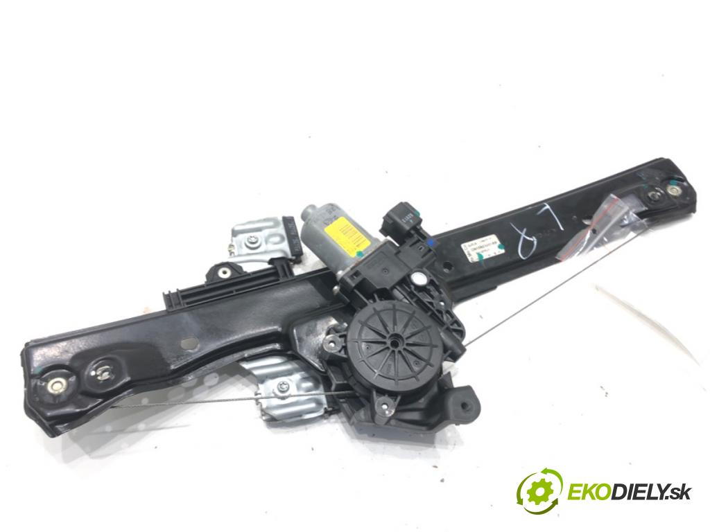 FORD ECOSPORT 2011 - 2022    1.0 EcoBoost 92 kW [125 KM] benzyna 2013 - 2022  mechanismus okna levý přední část CN15A23201BB