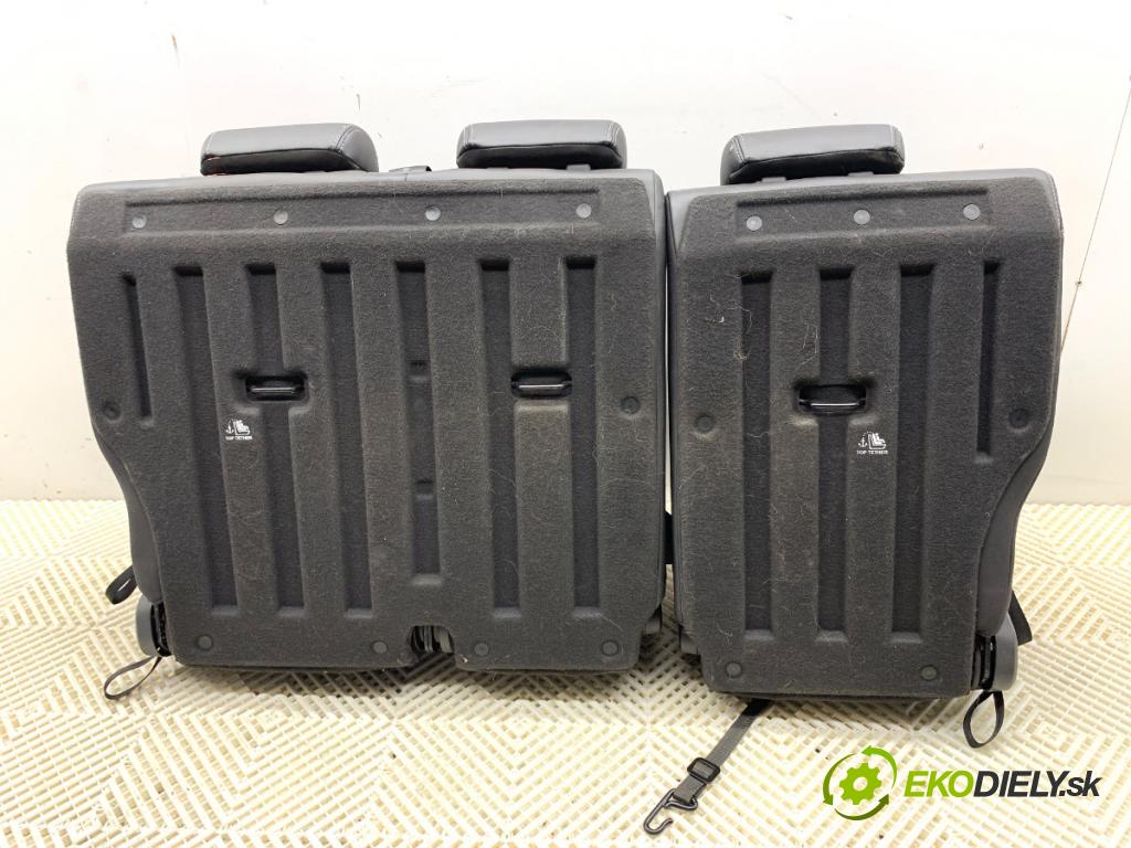 FORD ECOSPORT 2011 - 2022    1.0 EcoBoost 92 kW [125 KM] benzyna 2013 - 2022  Sedadlo druhý rad