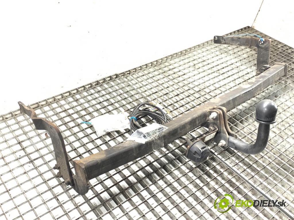 FORD ECOSPORT SUV 2015 92 kW 1.0 EcoBoost 998 Hák tažné zařízení  (Tažná zařízení)