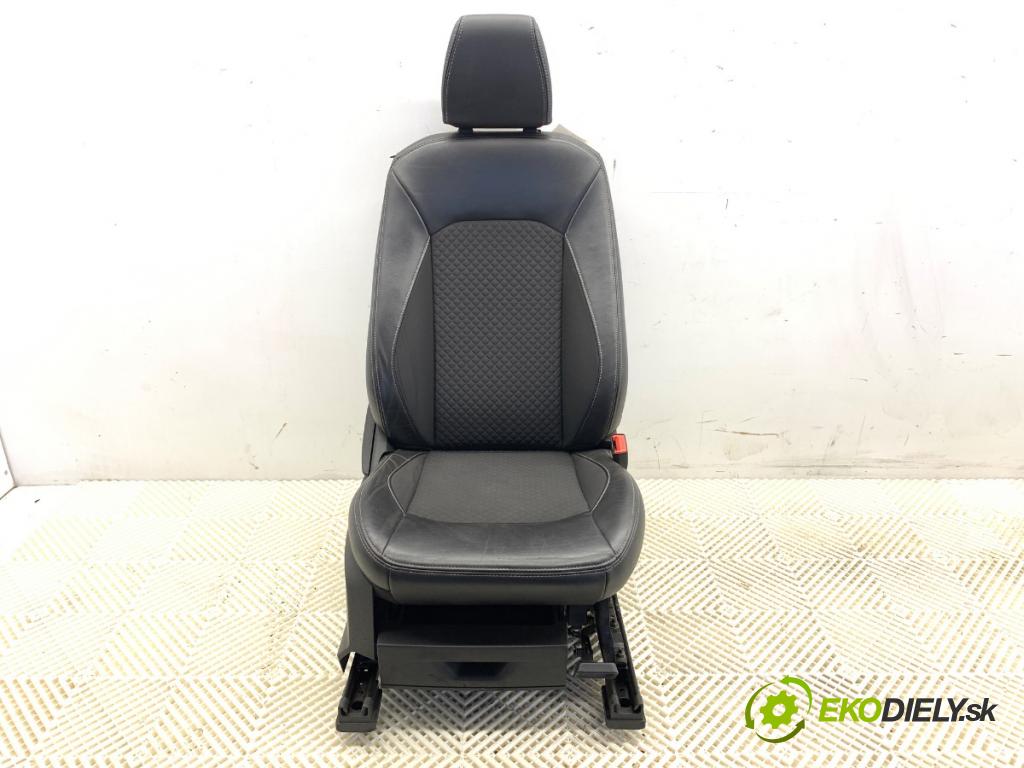 FORD ECOSPORT SUV 2015 92 kW 1.0 EcoBoost 998 Sedadlo pravy predný 