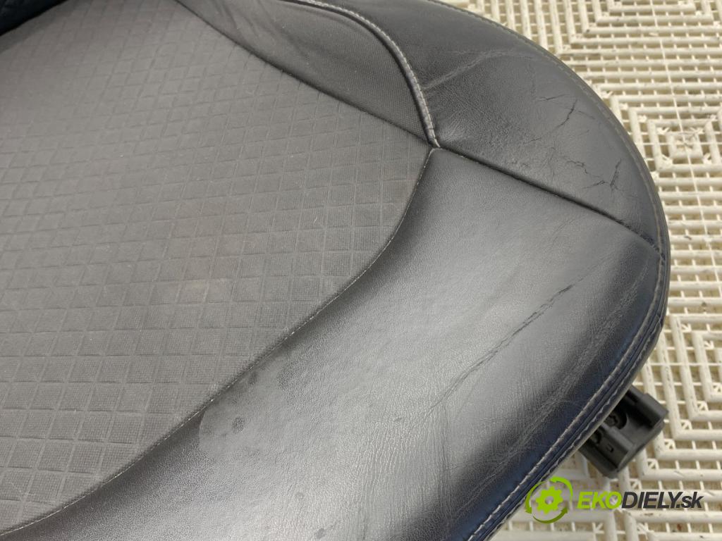 FORD ECOSPORT 2011 - 2022    1.0 EcoBoost 92 kW [125 KM] benzyna 2013 - 2022  Sedadlo ľavy predný