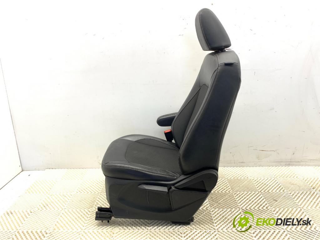 FORD ECOSPORT 2011 - 2022    1.0 EcoBoost 92 kW [125 KM] benzyna 2013 - 2022  Sedadlo ľavy predný