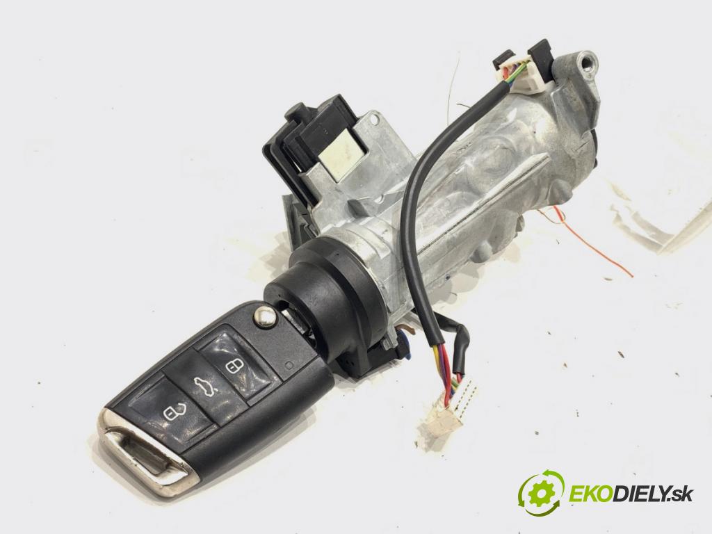 VW GOLF VII (5G1, BQ1, BE1, BE2) 2012 - 2022    1.4 TSI 90 kW [122 KM] benzyna 2012 - 2022  spinačka 5Q0905865 (Spínacia skrinka)