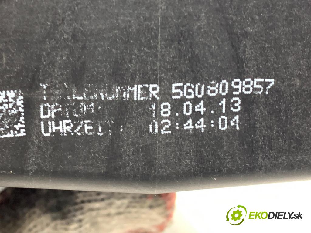 VW GOLF VII liftback 2013 90 kW 1.4 TSI 1395 Dvierka nádrže paliva 5G0809857 (Kľučka dverí ostatné)