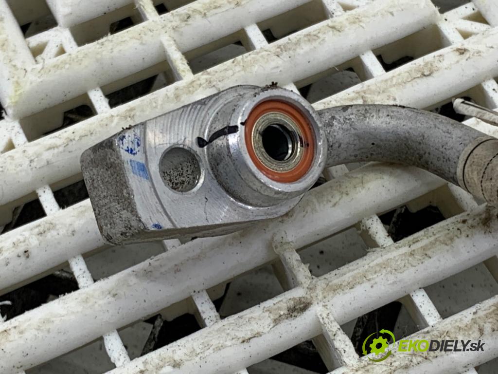 FORD ECOSPORT 2011 - 2022    1.0 EcoBoost 92 kW [125 KM] benzyna 2013 - 2022  rúrka klimatizácie CN11-19N651-AB (Rúrka klimatizácie)