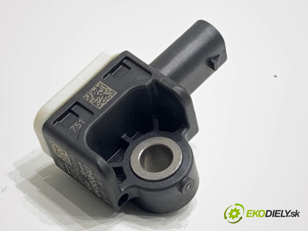 AUDI A6 C7 (4G2, 4GC) 2010 - 2018    3.0 TDI quattro 180 kW [245 KM] olej napędowy 2011 - 2018  Snímač nárazu 4H0959643 (Snímač nárazu)