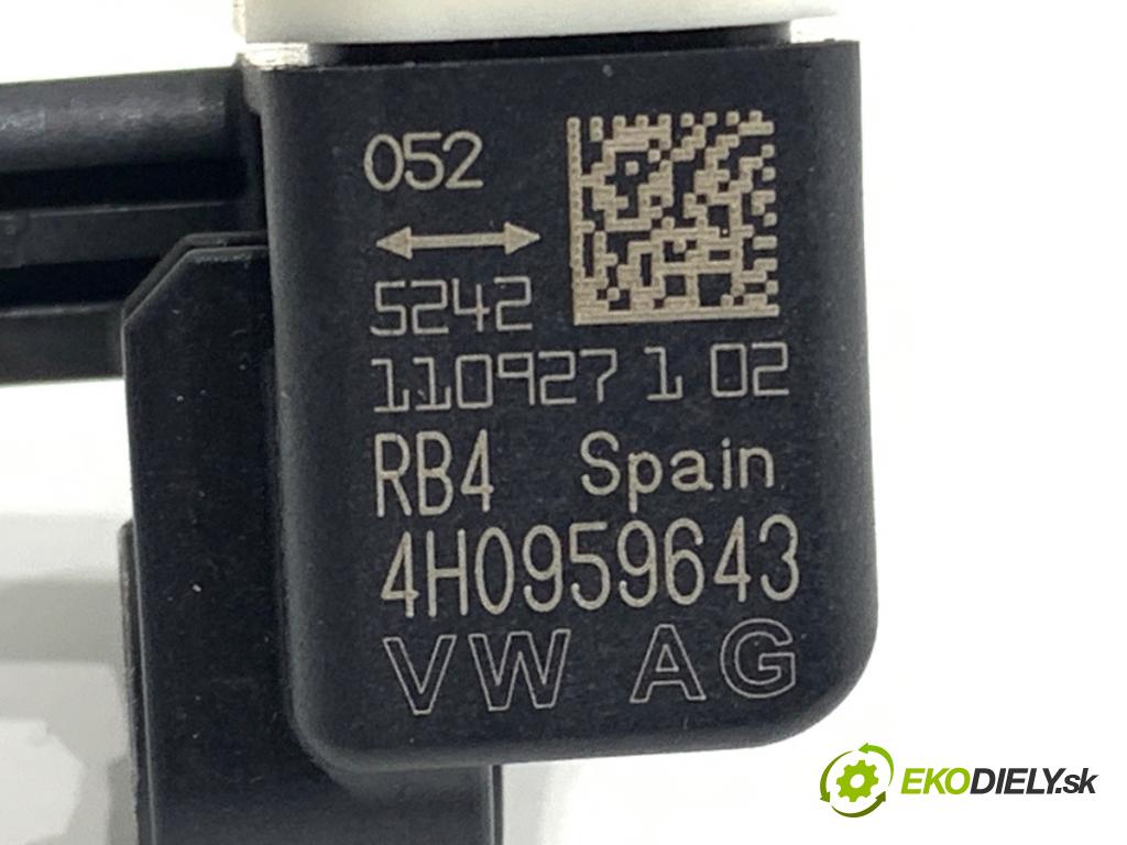 AUDI A6 C7 (4G2, 4GC) 2010 - 2018    3.0 TDI quattro 180 kW [245 KM] olej napędowy 2011 - 2018  Snímač nárazu 4H0959643 (Snímač nárazu)