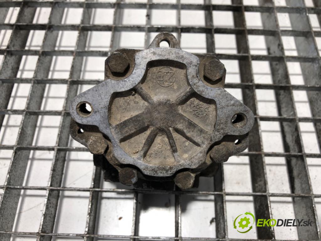 VW TRANSPORTER IV Autobus (70B, 70C, 7DB, 7DK, 70J, 70K, 7DC, 7 1990 - 2004    2.4 D 57 kW [78 KM] olej napędowy 1990 - 1998  Pumpa servočerpadlo  (Servočerpadlo, pumpa riadenia)