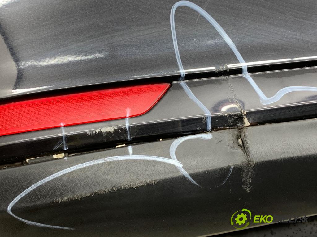 SKODA RAPID sedan 2014 77 kW 1.6 TDI 1598 nárazník zadní část (Ostatné)