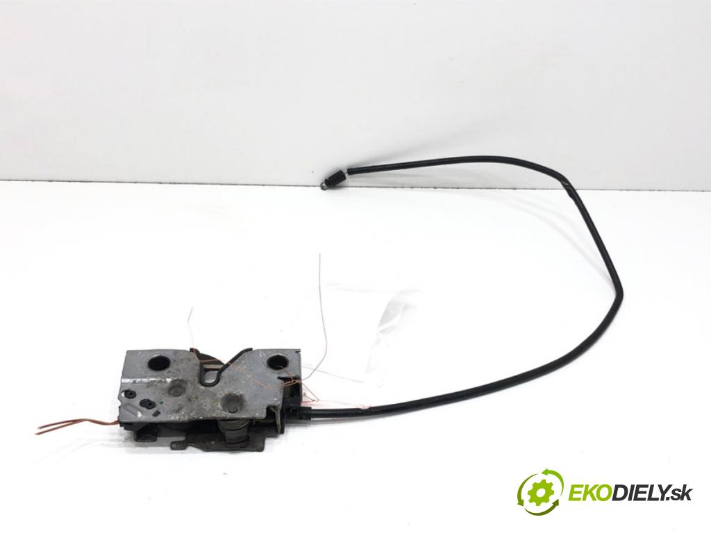 SKODA RAPID (NA2) 2011 - 2022    1.6 TDI 77 kW [105 KM] olej napędowy 2011 - 2013  zámok kapoty přední část 5JA823509E