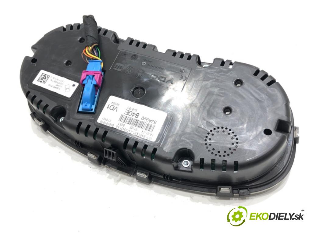 SKODA RAPID (NA2) 2011 - 2022    1.6 TDI 77 kW [105 KM] olej napędowy 2011 - 2013  Prístrojovka 5JA920840E (Prístrojová doska, displej)