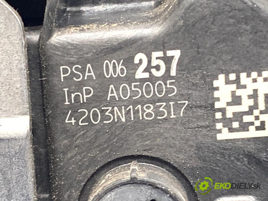PEUGEOT 508 SW I (8E_) 2010 - 2018    2.0 HDi RXH Hybrid4 120 kW [163 KM] Hybryda silnik Diesla / elektryczny 2010 - 2018  zámok dveře pravý přední část 006257