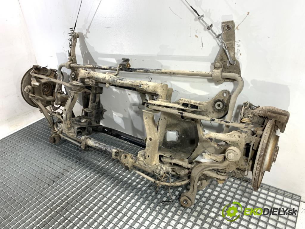 PEUGEOT 508 SW I (8E_) 2010 - 2018    2.0 HDi RXH Hybrid4 120 kW [163 KM] Hybryda silnik Diesla / elektryczny 2010 - 2018  výztuha zadní část