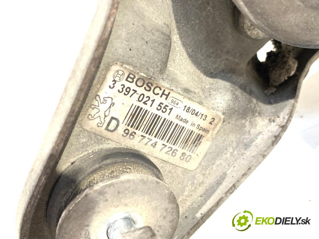 PEUGEOT 508 SW I Kombi 2013 120 kW 2.0 HDi RXH Hybrid4 1997 mechanismus stěračů pravý přední část 1397220613