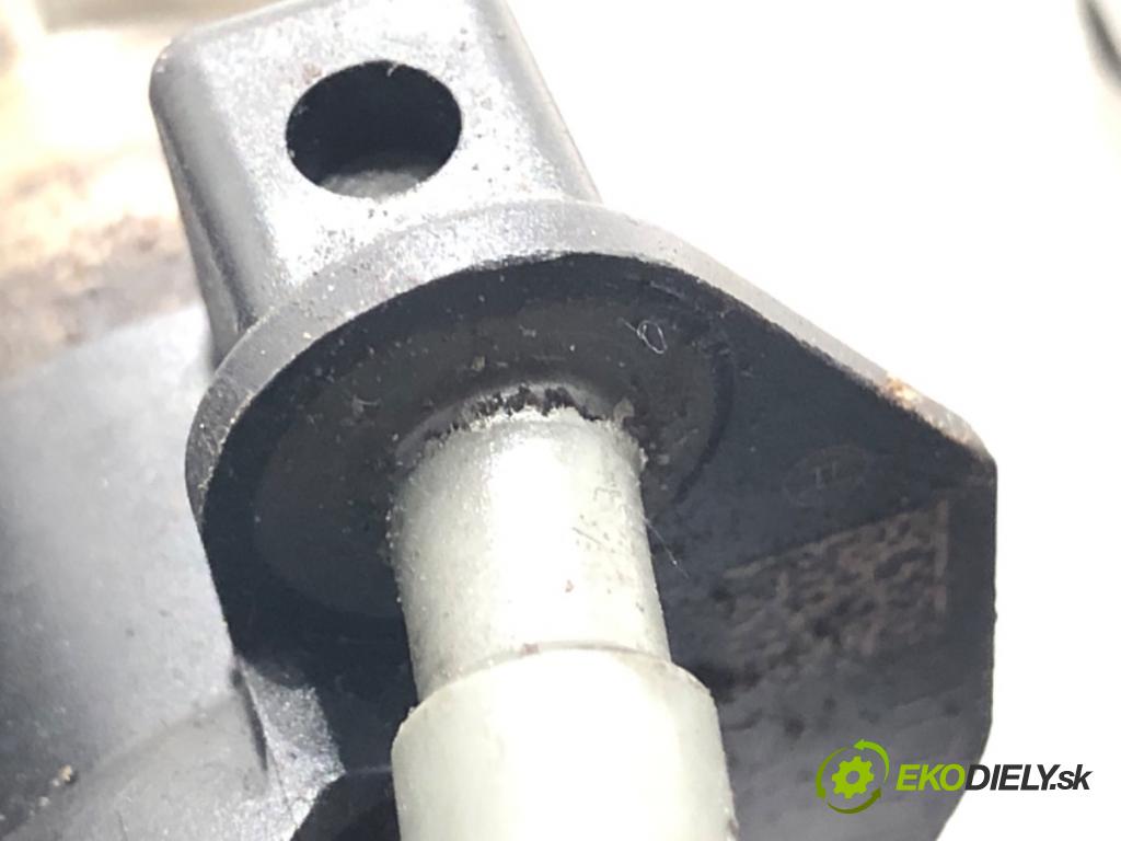 AUDI A4 B8 (8K2) 2007 - 2015    3.0 TDI quattro 176 kW [240 KM] olej napędowy 2007 - 2012  Vstrekovacie ventily 059130277BE 0445116023