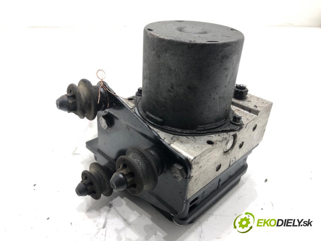 AUDI A4 B8 (8K2) 2007 - 2015    3.0 TDI quattro 176 kW [240 KM] olej napędowy 2007 - 2012  Pumpa ABS 8K0907379BJ (Pumpa ABS)