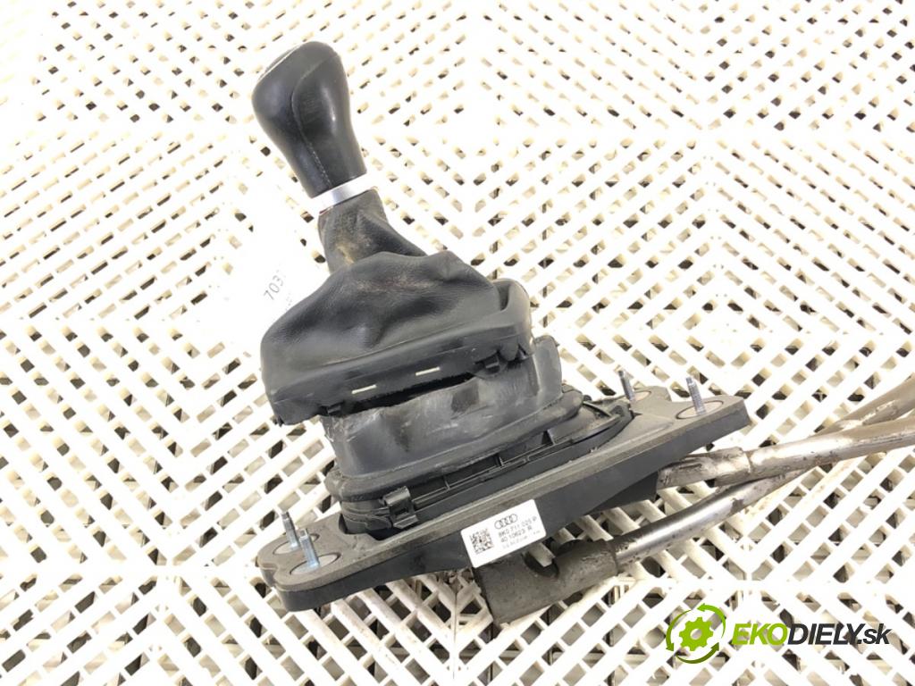 AUDI A4 B8 (8K2) 2007 - 2015    3.0 TDI quattro 176 kW [240 KM] olej napędowy 2007 - 2012  Kulisa 8K0711406 (Rýchlostná páka (kulisa))