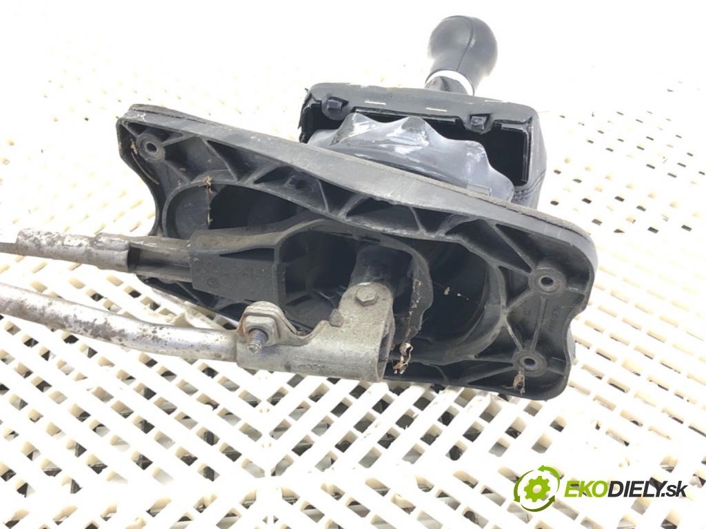 AUDI A4 B8 (8K2) 2007 - 2015    3.0 TDI quattro 176 kW [240 KM] olej napędowy 2007 - 2012  Kulisa 8K0711406 (Rýchlostná páka (kulisa))