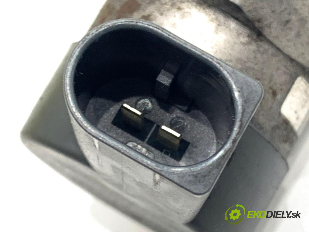 AUDI A4 B8 (8K2) 2007 - 2015    3.0 TDI quattro 176 kW [240 KM] olej napędowy 2007 - 2012  Snímač tlaku paliva 057130764H (Snímač)