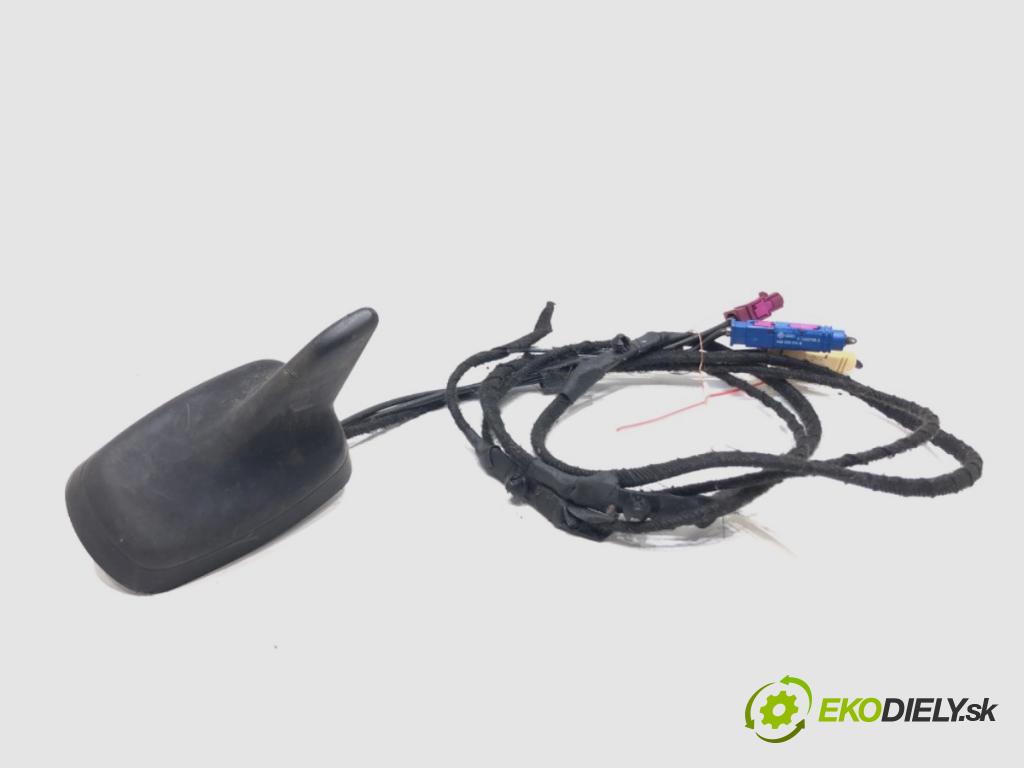 AUDI A4 B8 sedan 2011 176 kW 3.0 TDI quattro 2967 ANTENA 8K5035503B