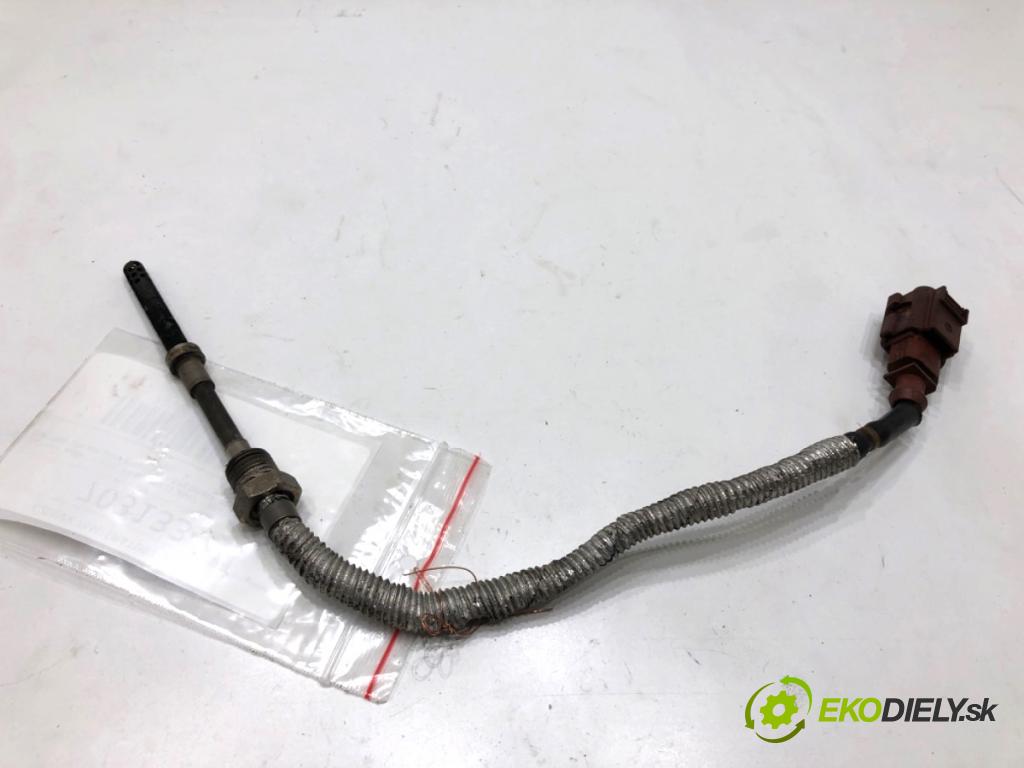 AUDI A4 B8 sedan 2011 176 kW 3.0 TDI quattro 2967 Snímač teploty spalín 059906088M (Snímač)