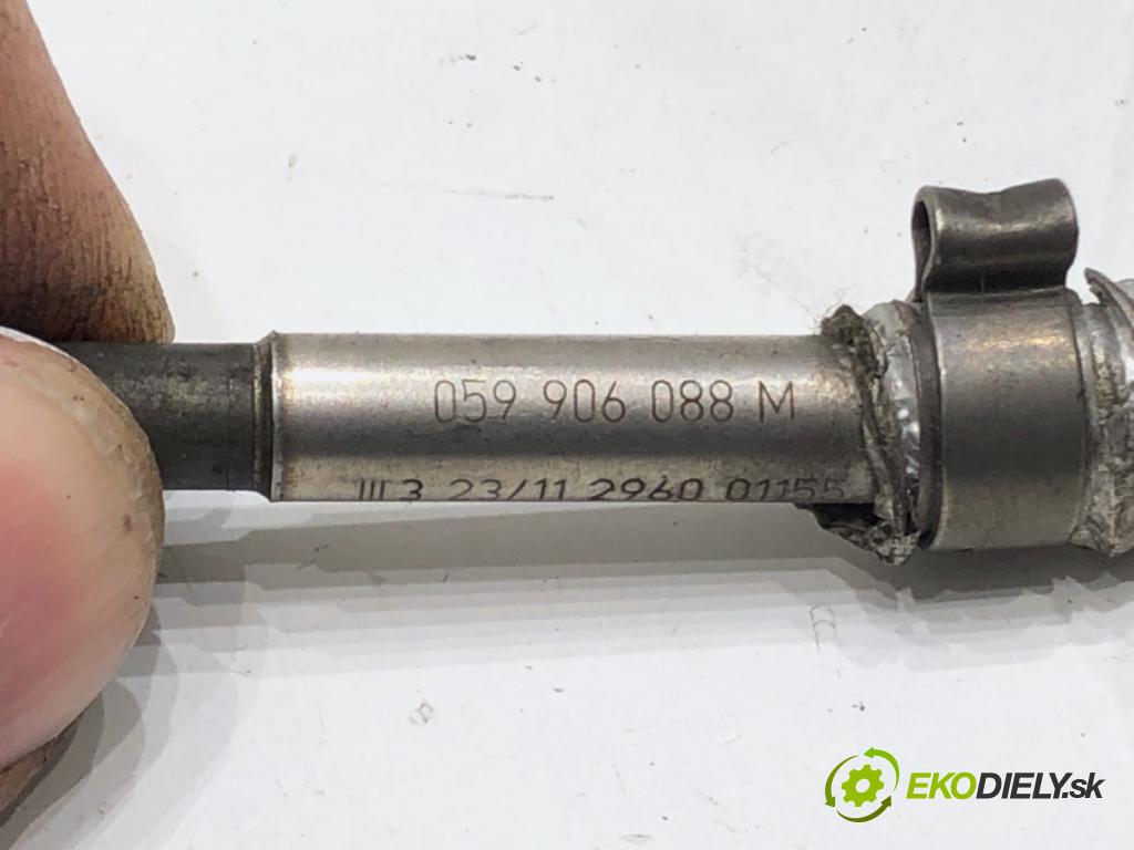 AUDI A4 B8 sedan 2011 176 kW 3.0 TDI quattro 2967 Snímač teploty spalín 059906088M (Snímač)