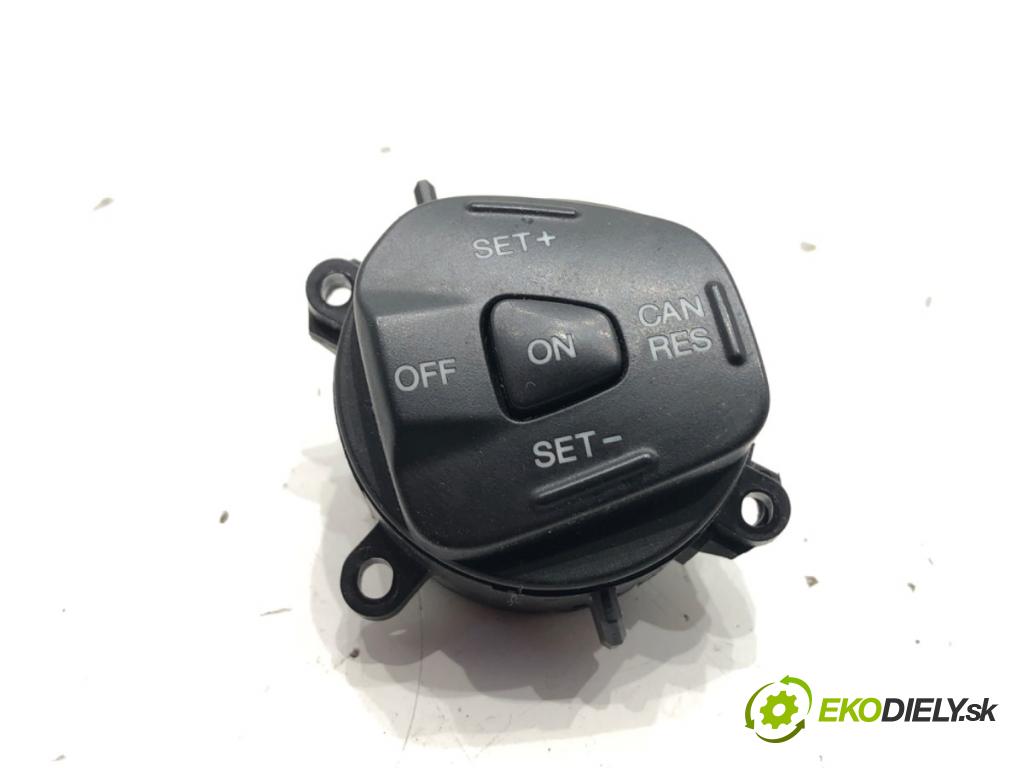 FORD ECOSPORT 2011 - 2022    1.0 EcoBoost 92 kW [125 KM] benzyna 2013 - 2022  Prepínač volantu AB39-9E740-AA (Prepínacie páčky pod volantom)
