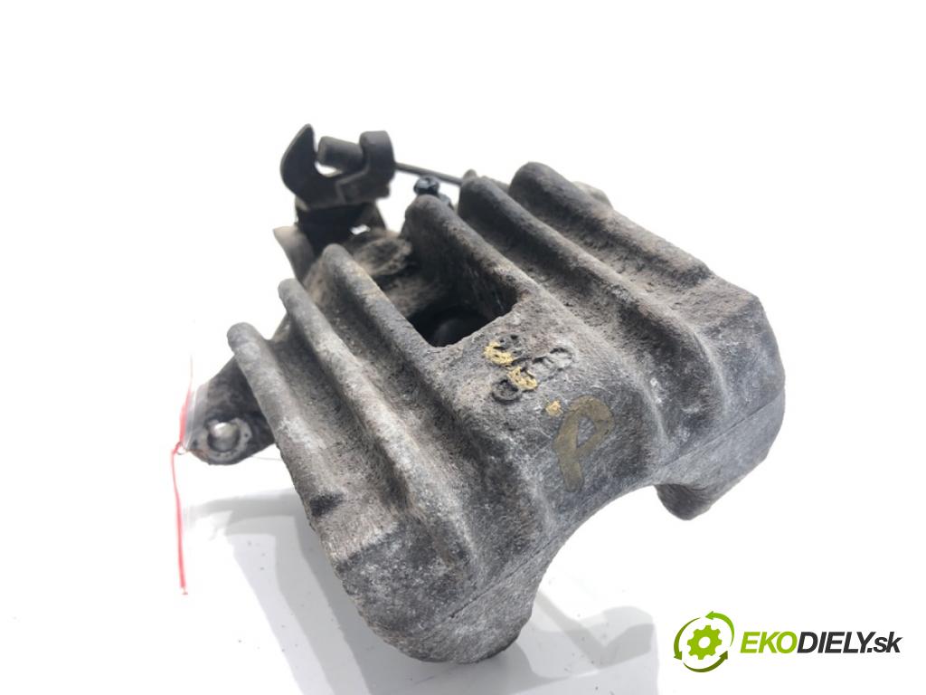 VW PASSAT B5.5 Variant (3B6) 2000 - 2005    1.9 TDI 96 kW [130 KM] olej napędowy 2000 - 2005  Brzdič strmeň pravy zad 