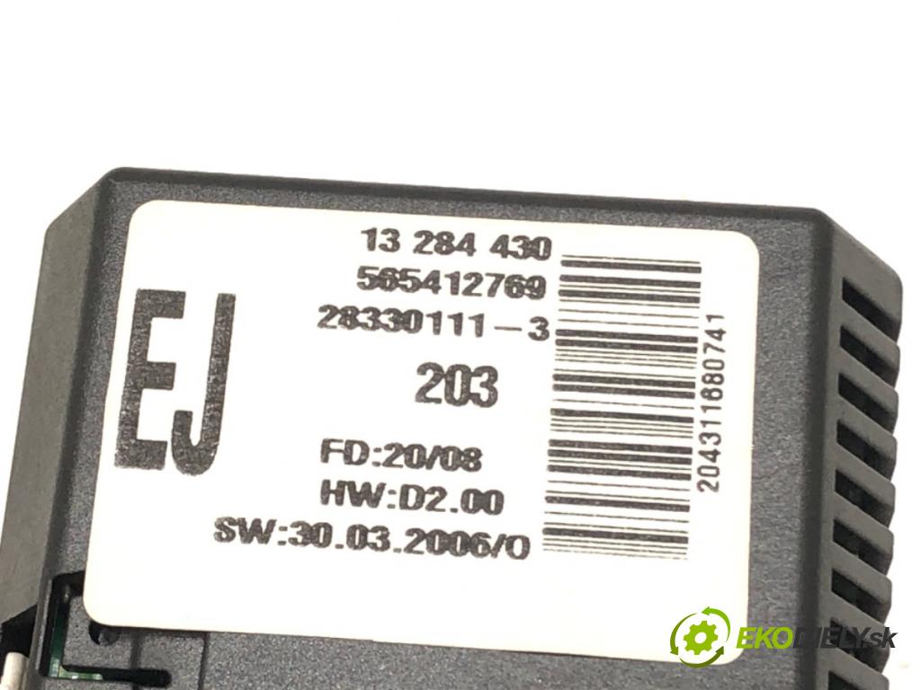 OPEL CORSA D (S07) 2006 - 2014    1.2 (L08, L68) 59 kW [80 KM] benzyna 2006 - 2014  Dislpej 13284430 (Prístrojová doska, displej)