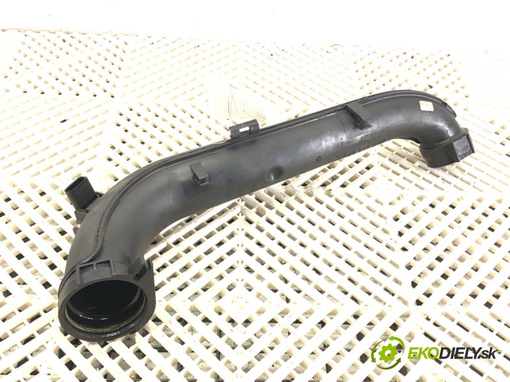 VW GOLF VII (5G1, BQ1, BE1, BE2) 2012 - 2022    1.4 TSI 90 kW [122 KM] benzyna 2012 - 2022  Rúra turba 04E145673C