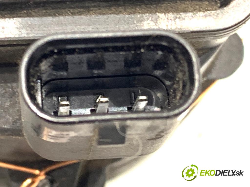 VW GOLF VII (5G1, BQ1, BE1, BE2) 2012 - 2022    1.4 TSI 90 kW [122 KM] benzyna 2012 - 2022  DALŠÍ: Pumpa vody 5G0965567A 0392023211 (Vodná pumpa)