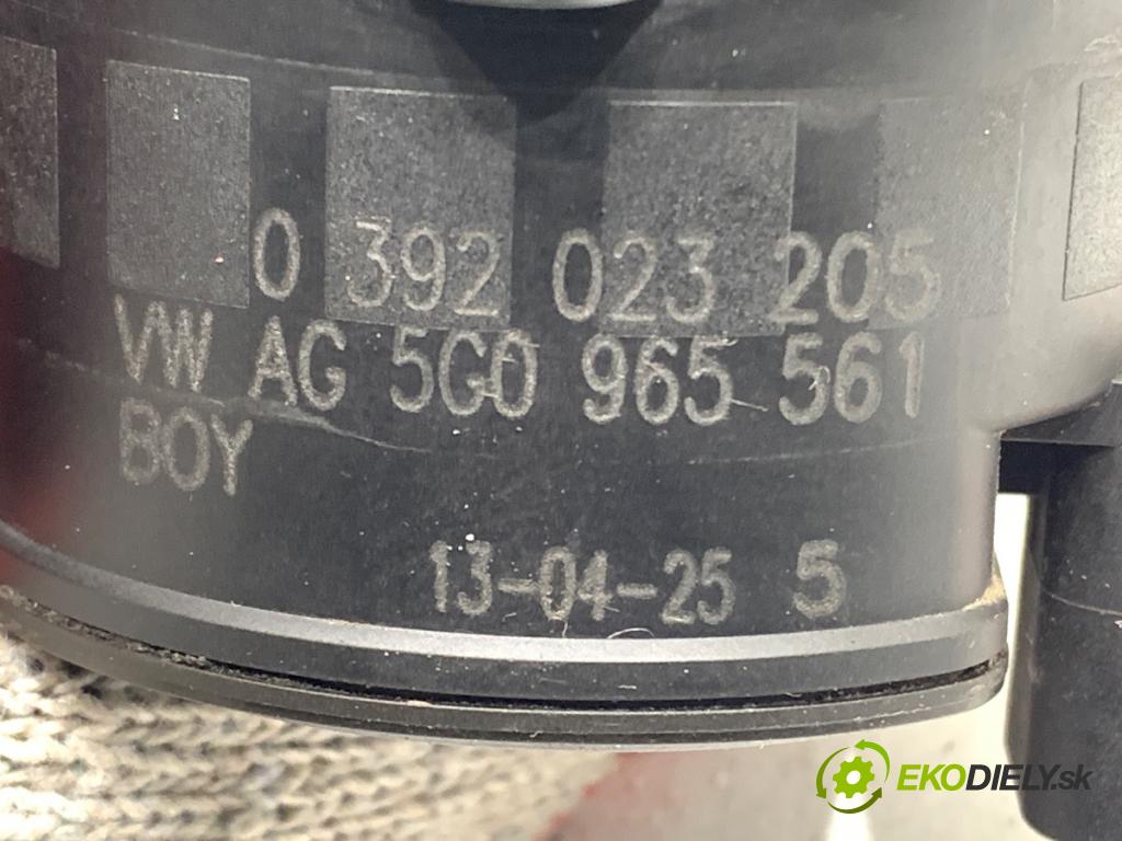 VW GOLF VII (5G1, BQ1, BE1, BE2) 2012 - 2022    1.4 TSI 90 kW [122 KM] benzyna 2012 - 2022  DALŠÍ: pumpa vody 5G0965567A 0392023211 (Vodní pumpy)