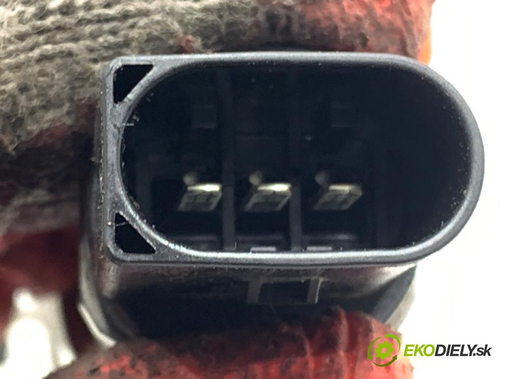 VW GOLF VII (5G1, BQ1, BE1, BE2) 2012 - 2022    1.4 TSI 90 kW [122 KM] benzyna 2012 - 2022  Lišta vstrekovacia 04E133320D (Vstrekovacia lišta)