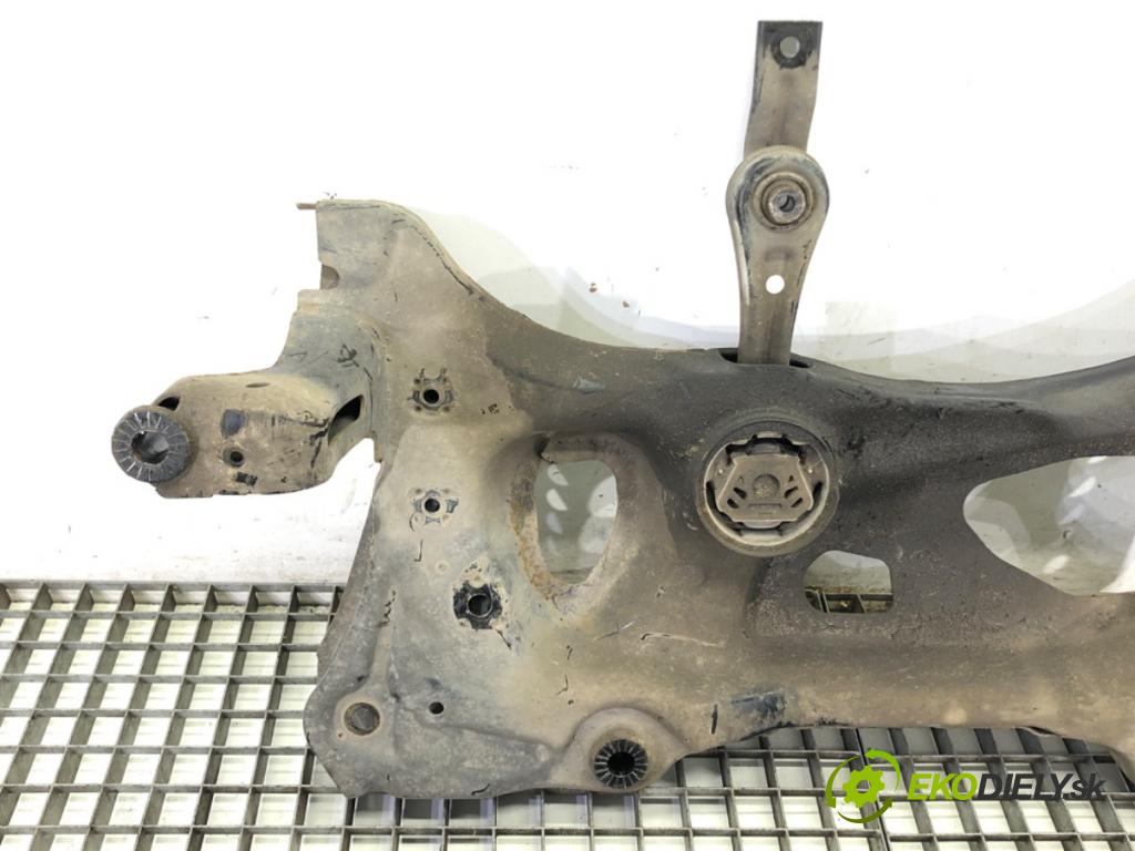 VW GOLF VII (5G1, BQ1, BE1, BE2) 2012 - 2022    1.4 TSI 90 kW [122 KM] benzyna 2012 - 2022  výztuha pod motor  (Výztuhy přední)