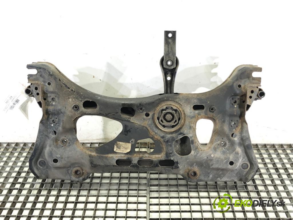 VW GOLF VII (5G1, BQ1, BE1, BE2) 2012 - 2022    1.4 TSI 90 kW [122 KM] benzyna 2012 - 2022  výztuha pod motor  (Výztuhy přední)