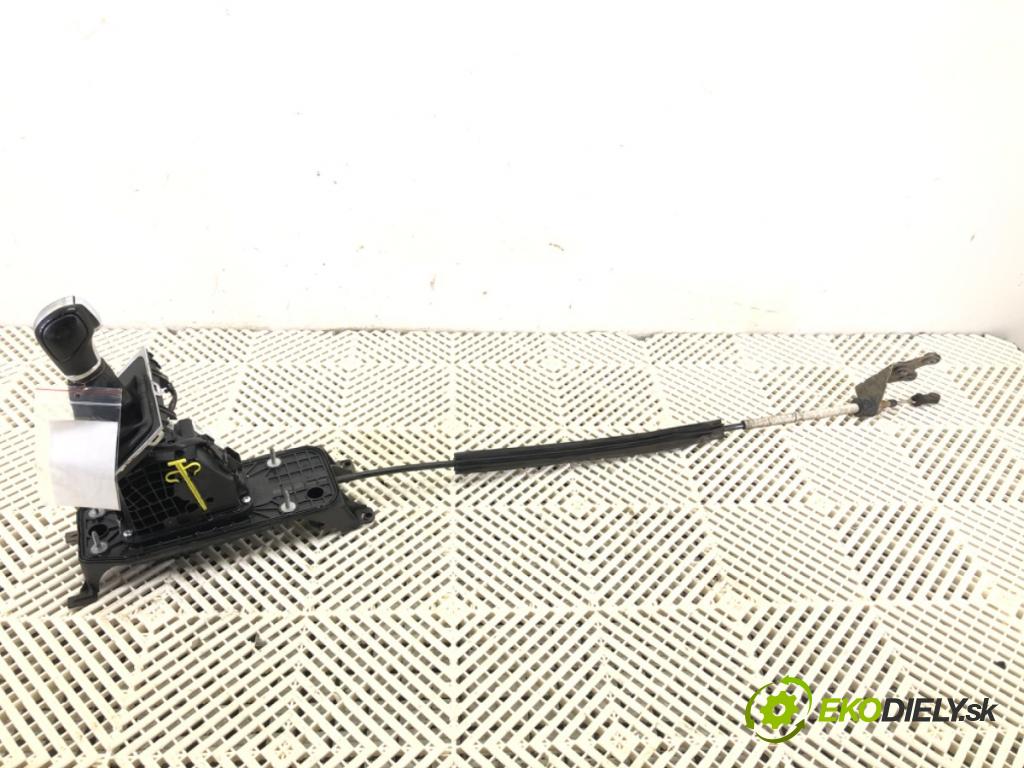 VW GOLF VII (5G1, BQ1, BE1, BE2) 2012 - 2022    1.4 TSI 90 kW [122 KM] benzyna 2012 - 2022  kulisa 5Q1713025 (Rýchlostné páky / kulisy)