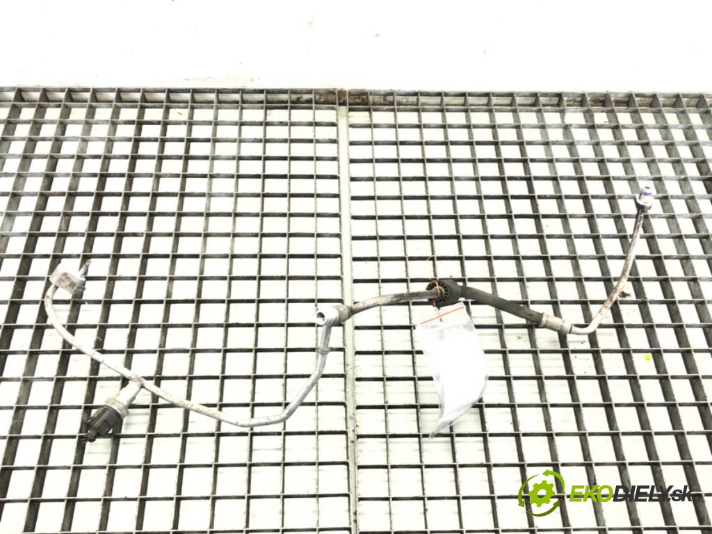 VW GOLF VII (5G1, BQ1, BE1, BE2) 2012 - 2022    1.4 TSI 90 kW [122 KM] benzyna 2012 - 2022  rúrka klimatizácie 5Q0820741B (Rúrka klimatizácie)