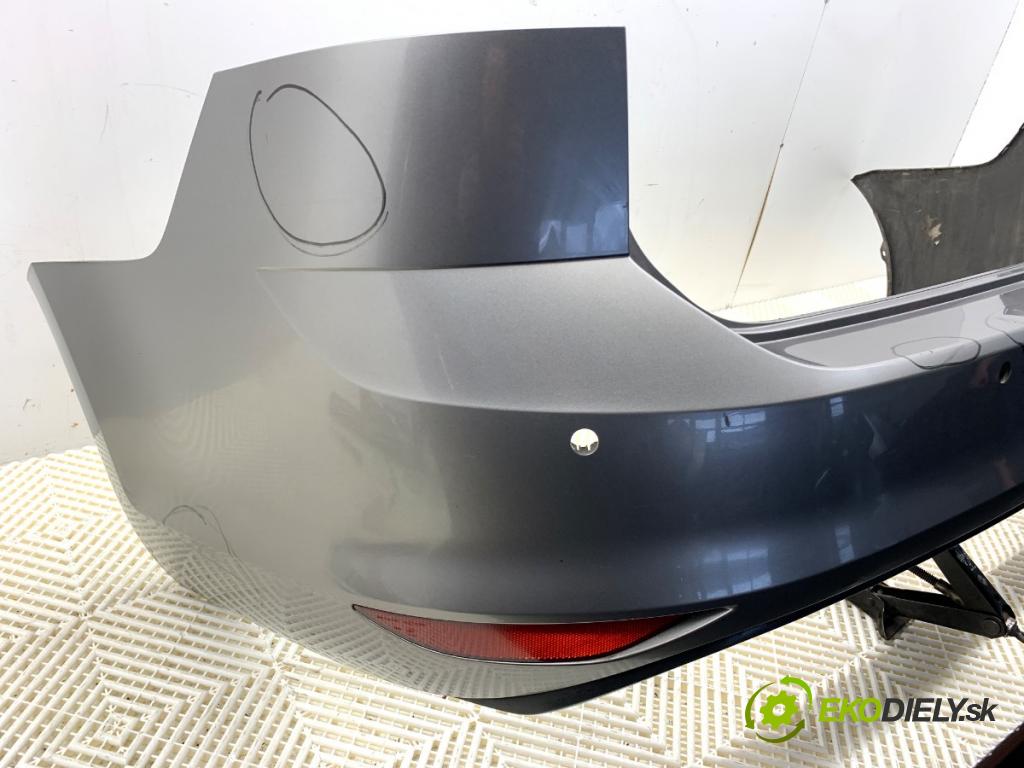 VW GOLF VII Kombi 2016 81 kW 1.6 TDI 1598 nárazník zadní část LA7N (Ostatné)
