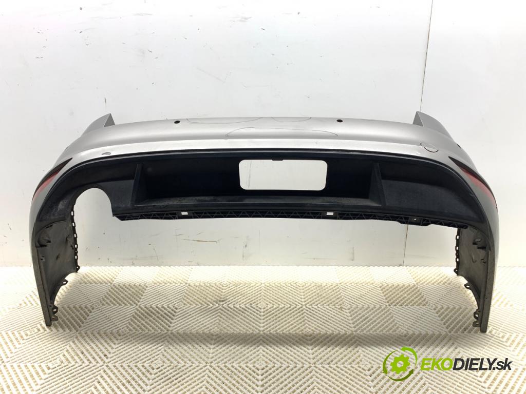 VW GOLF VII Kombi 2016 81 kW 1.6 TDI 1598 nárazník zadní část LA7N (Ostatné)