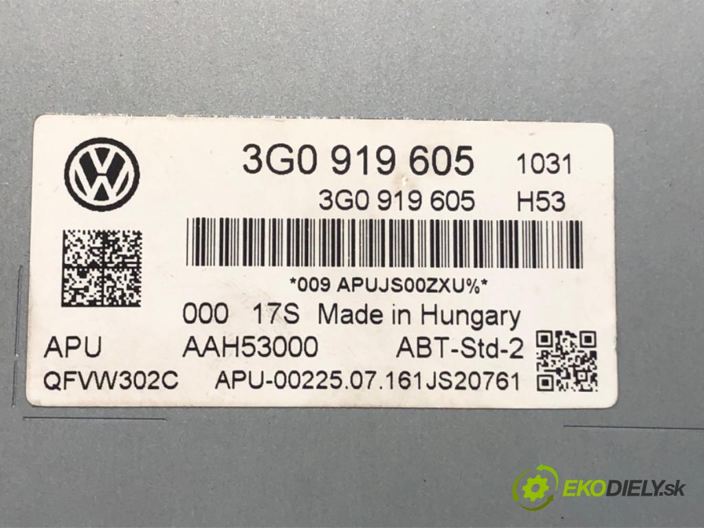 VW GOLF VII Variant (BA5, BV5) 2013 - 2022    1.6 TDI 81 kW [110 KM] olej napędowy 2013 - 2017  Dislpej 3G0919605 (Prístrojová doska, displej)