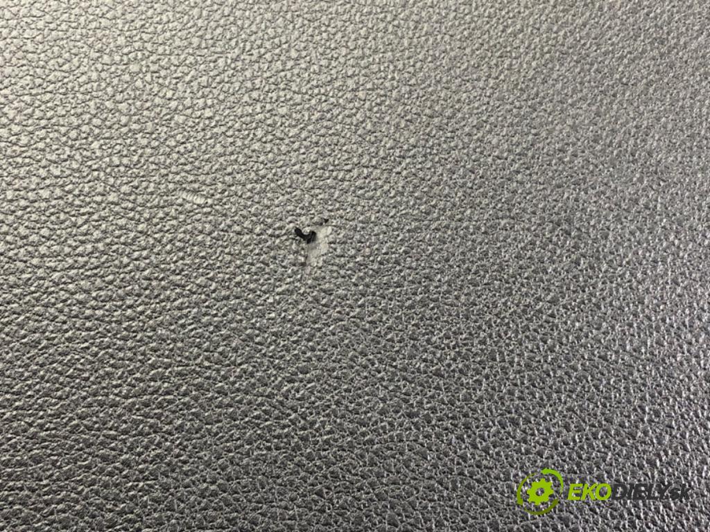 VW GOLF VII Variant (BA5, BV5) 2013 - 2022    1.6 TDI 81 kW [110 KM] olej napędowy 2013 - 2017  Priehradka, kastlík spolujazdca 5G1857097AG (Priehradka, kastlík)