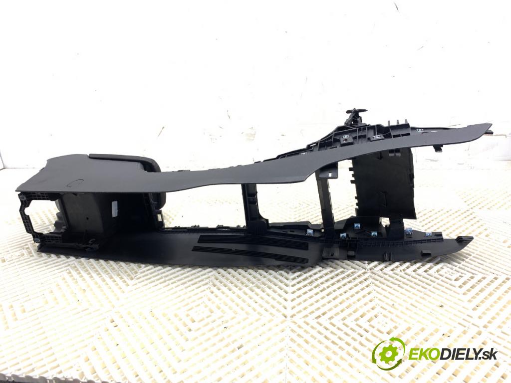 VW GOLF VII Variant (BA5, BV5) 2013 - 2022    1.6 TDI 81 kW [110 KM] olej napędowy 2013 - 2017  Lakťová opierka  (Lakťová opierka)