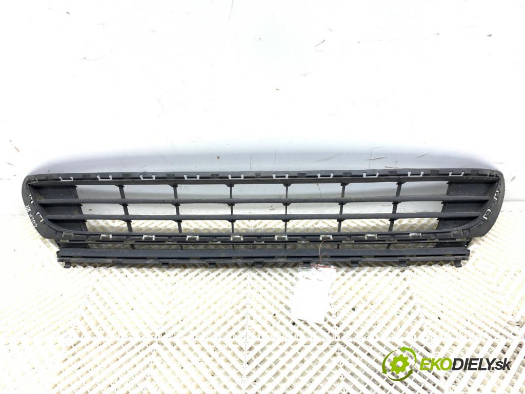 VW GOLF VII Variant (BA5, BV5) 2013 - 2022    1.6 TDI 81 kW [110 KM] olej napędowy 2013 - 2017  Mriežky nárazníka predný 5G0853677 (Mriežka predná (maska chladiča))